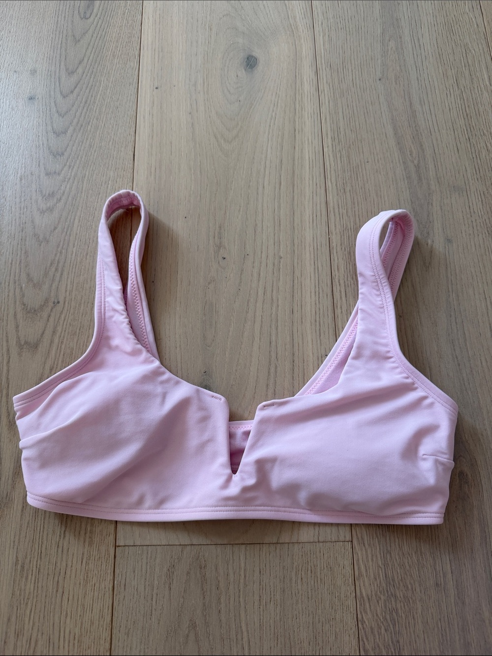 Hollister Womenโs Swim Top Size Medium